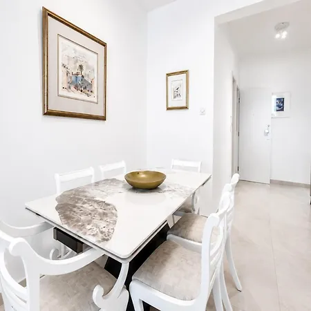 Gardens Coastal By Trulycyprus Apartman