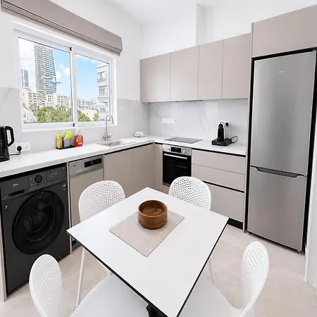 Apartman Gardens Coastal By Trulycyprus Limassol