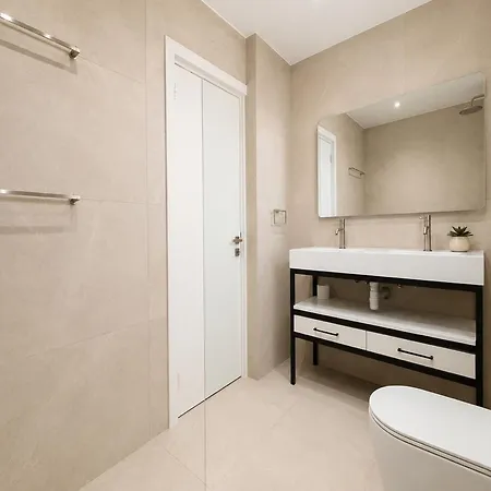 Apartman Gardens Coastal By Trulycyprus Limassol